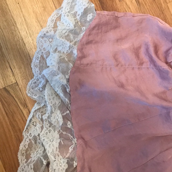 🔥3 for $30 🔥Pink ruffle shorts, Urban Outfitters - Picture 5 of 6